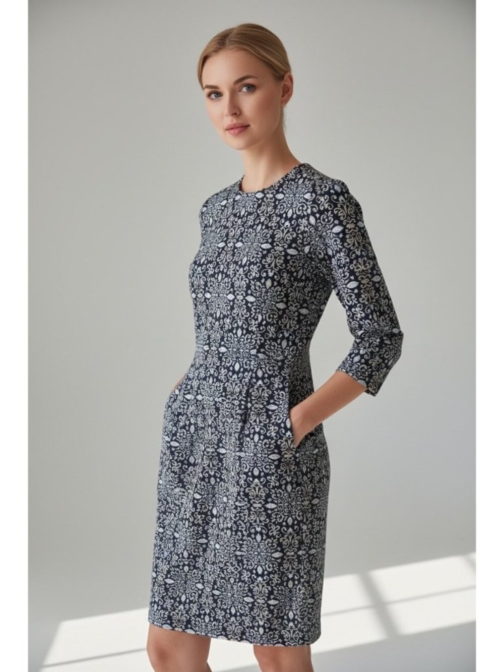 J.McLaughlin Catalina Cloth Navy Blue Tile Print Sheath Dress Size XS